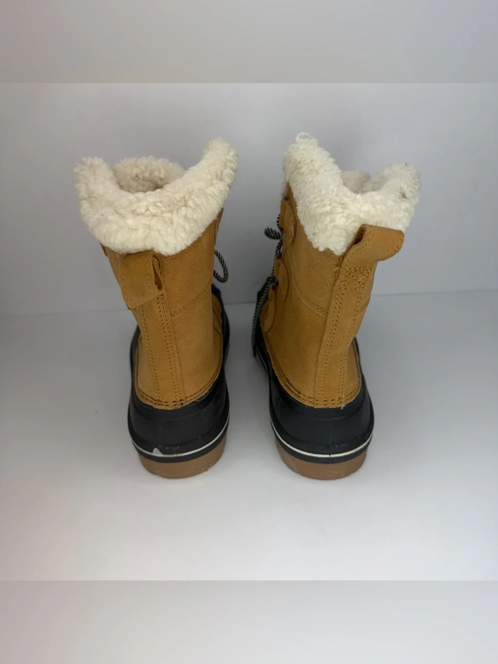 Cat & Jack Kids' Kit Lace-Up Winter Boots Size 3
